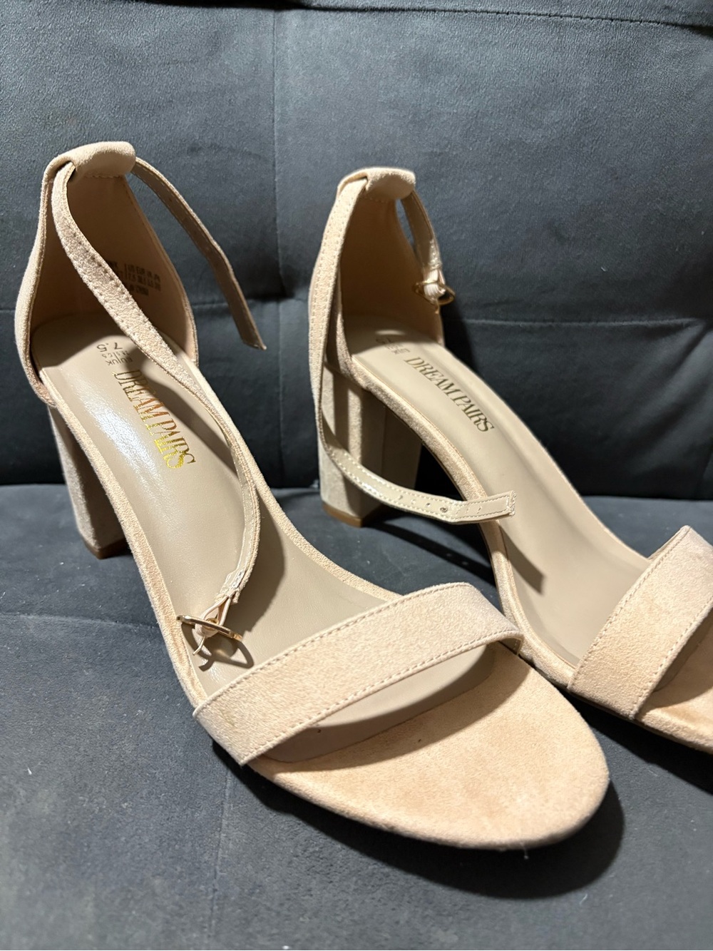 Dream Pairs Beige Suede Block Heel Sandals straps khaki sz 7.5